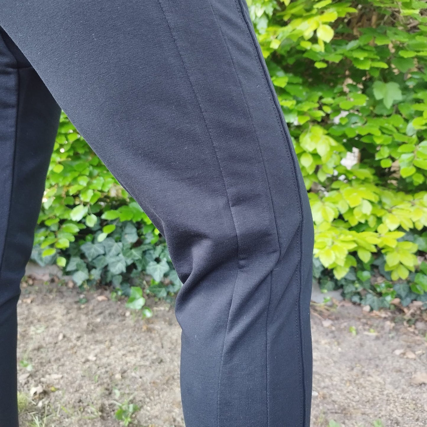 Schwarze Hose esvivid
