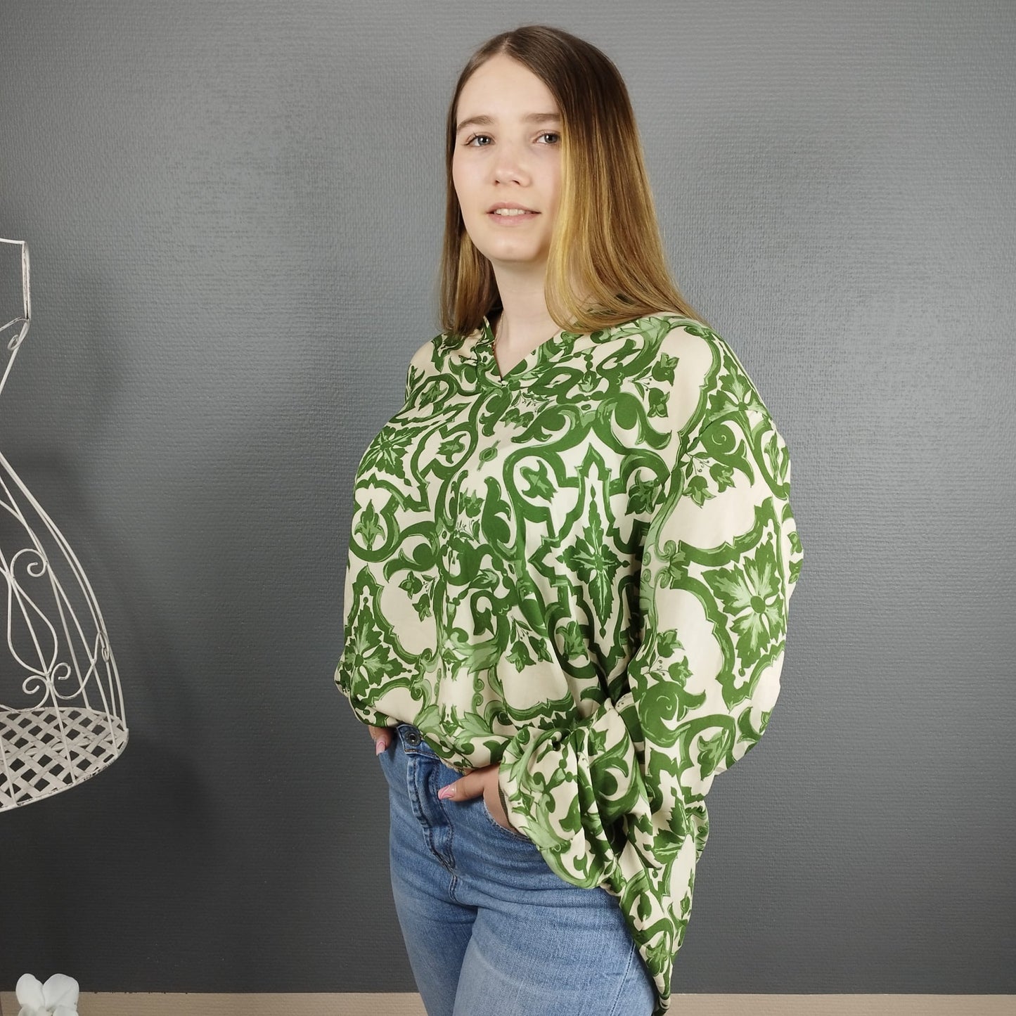 Bluse Ornamente grün