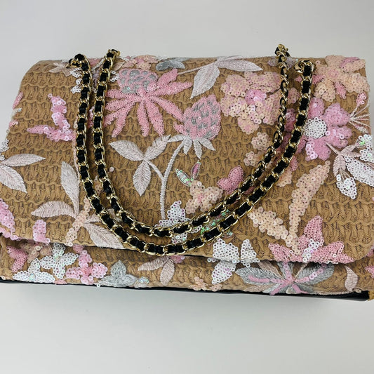 Strohtasche mit Applikation